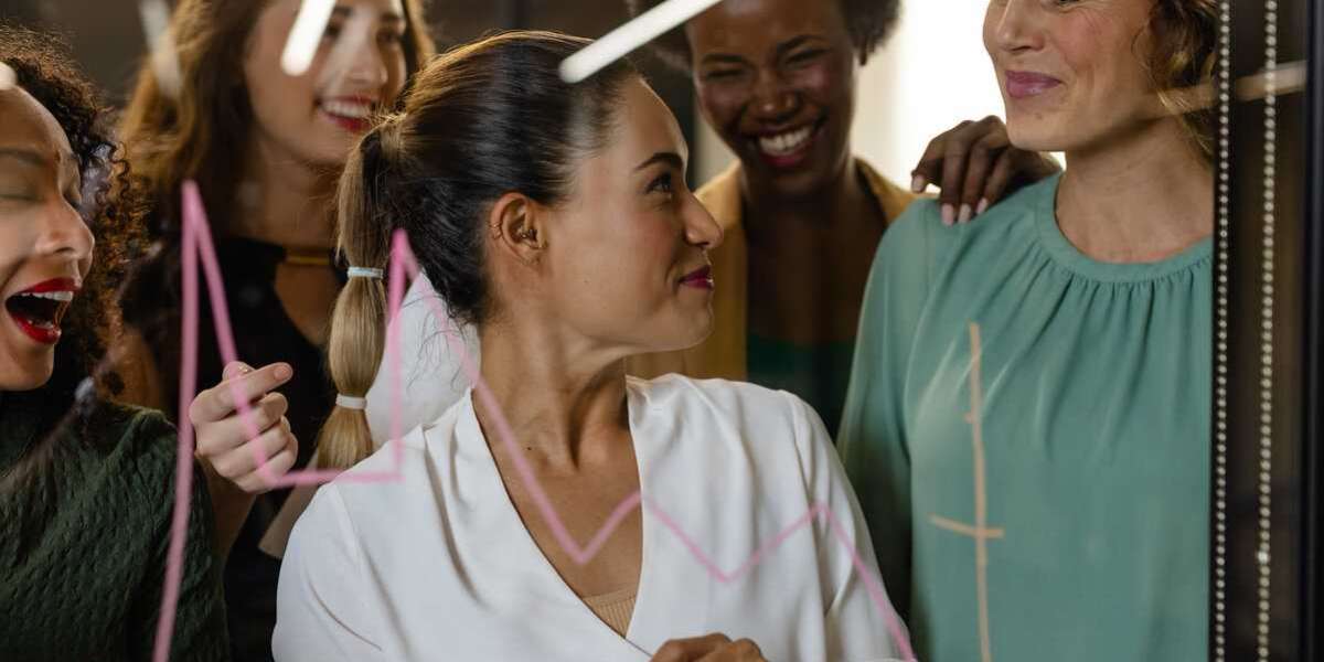 Embracing the Night: Discovering Part-Time Opportunities with Misooda