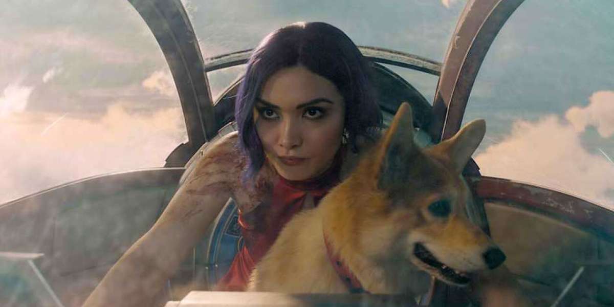 Daniella Pineda as Faye Valentine - Authenticity in Action