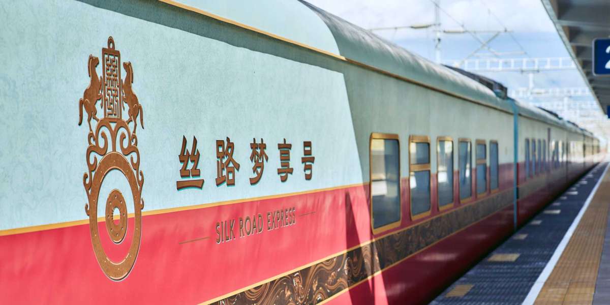 魅力的な鉄道 の 旅で日本を再発見