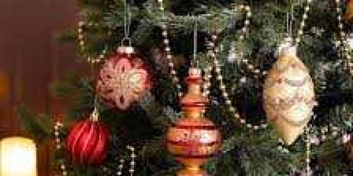 Growing Popularity of Eco-Friendly Christmas Ornament Designs