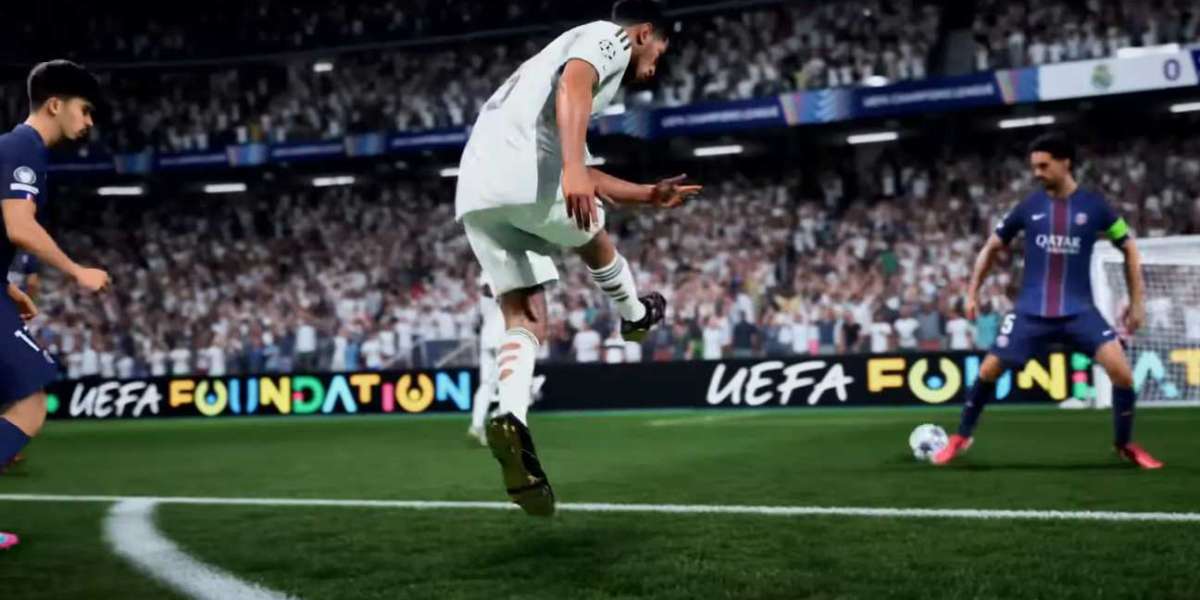 Araújo in FC 26 is one of the most exciting defensive options