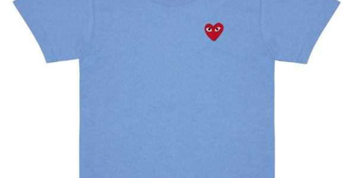 Comme des Garçons Official Clothing Collection