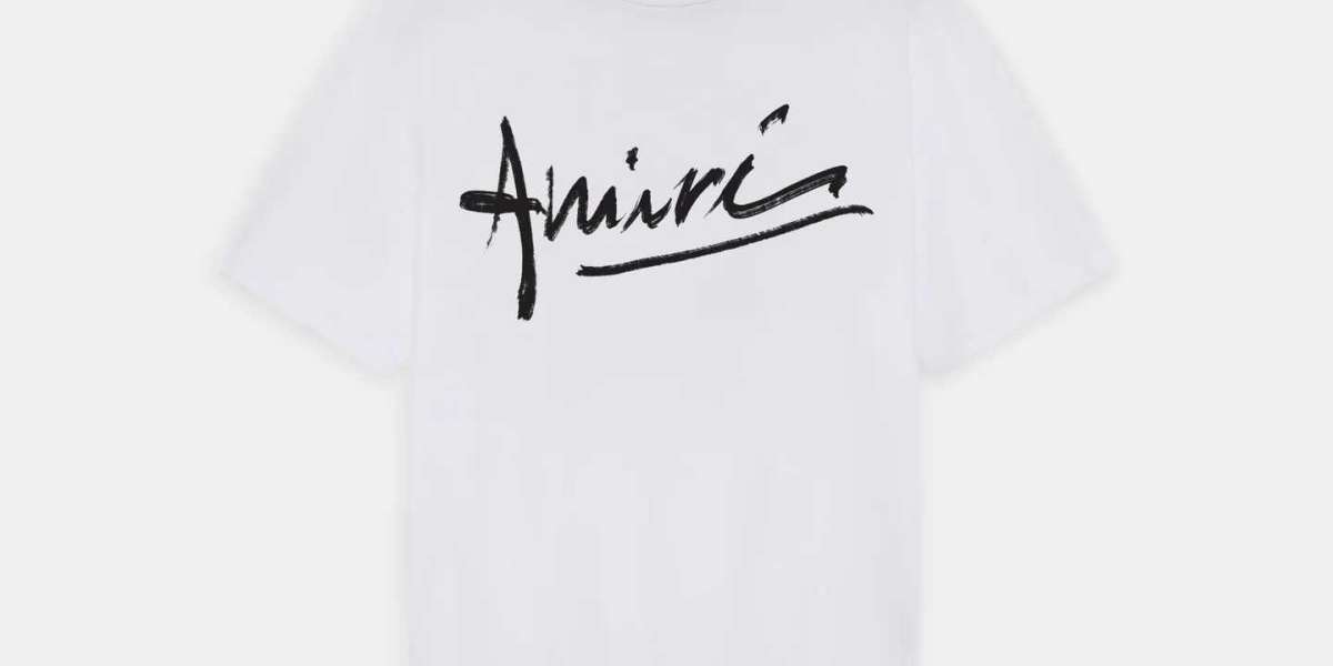Top 10 Amiri gifts for the streetwear enthusiast.