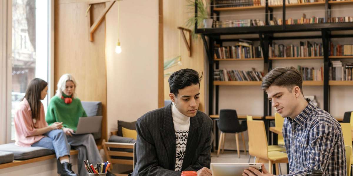 Why Is Workday Certification in Chennai the Best Choice for HR and Finance Professionals?