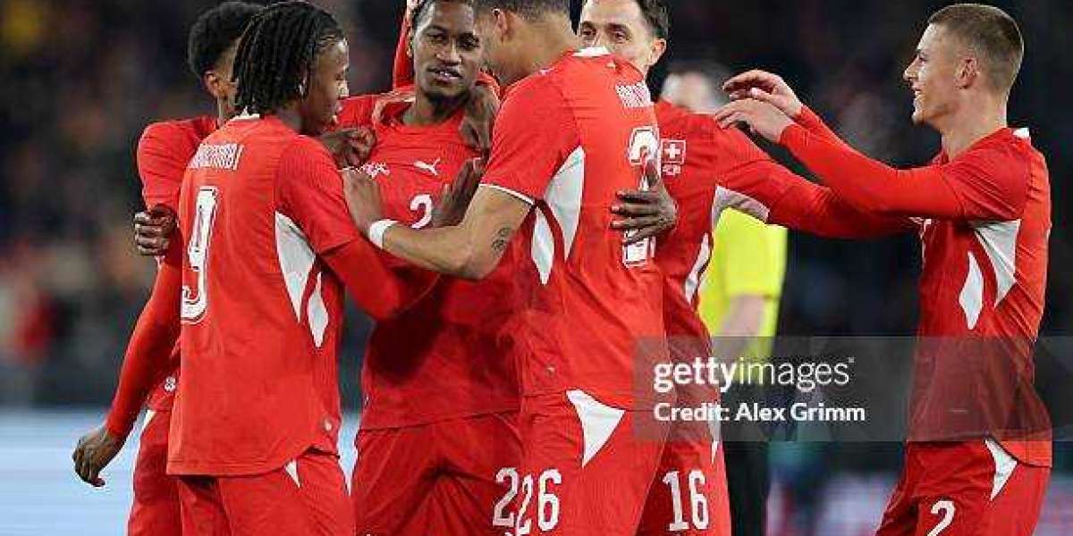 Planet Cup Roundup: Neymar, Ochoa Deliver Triumphant Returns; South Africa Shocks Local community A