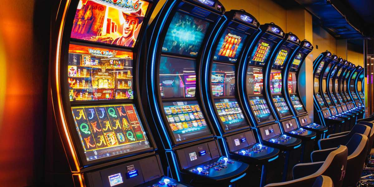 The Impact of Blockchain Technology on Fair Play and Transparency in Online Casinos: Trends and Innovations for 2025