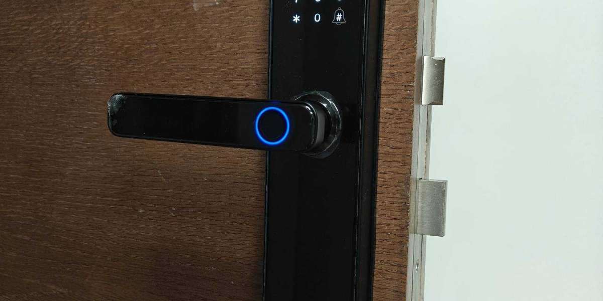 Professional Smart Lock Installation Dubai: From Door Assessment to Final Setup