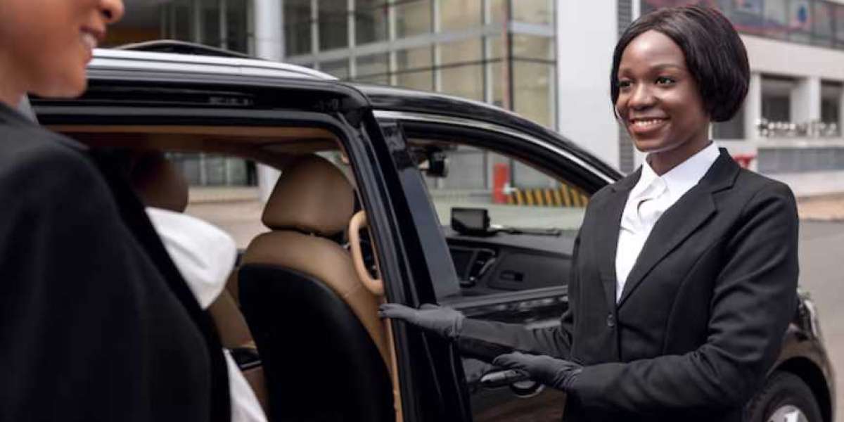 Why Professional Chauffeur Services Make Jacksonville Travel Easier