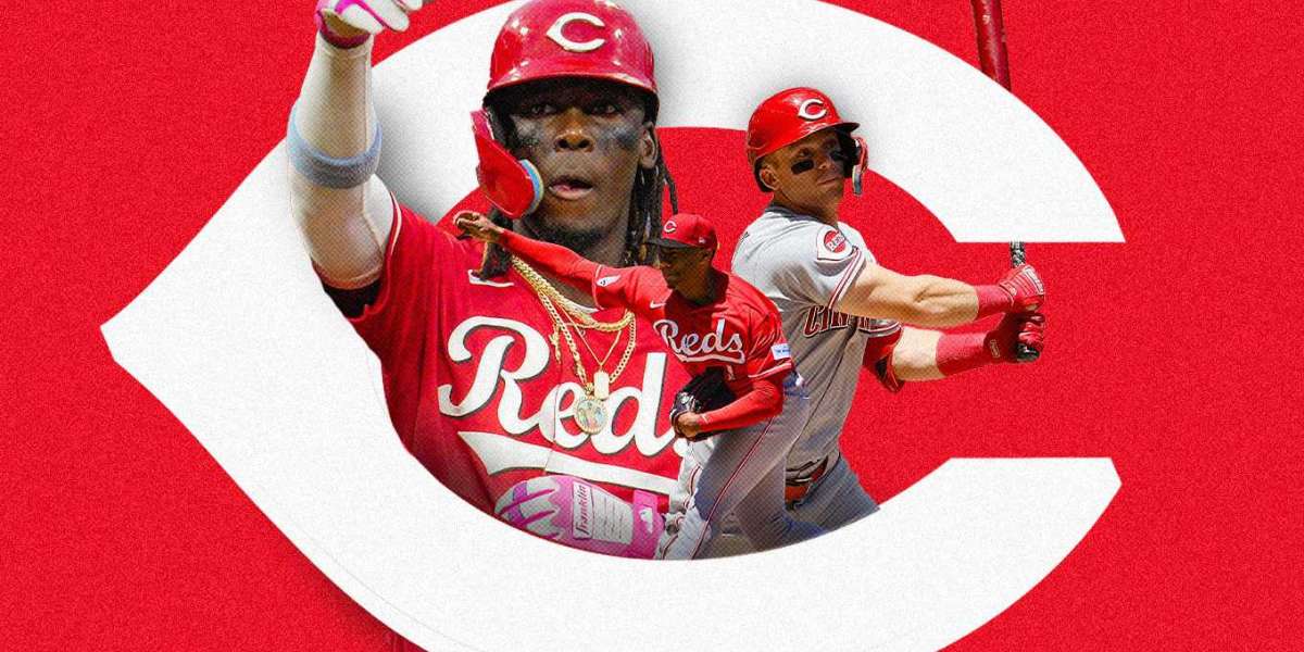 Reds signal Luke Maile towards just one-yr package